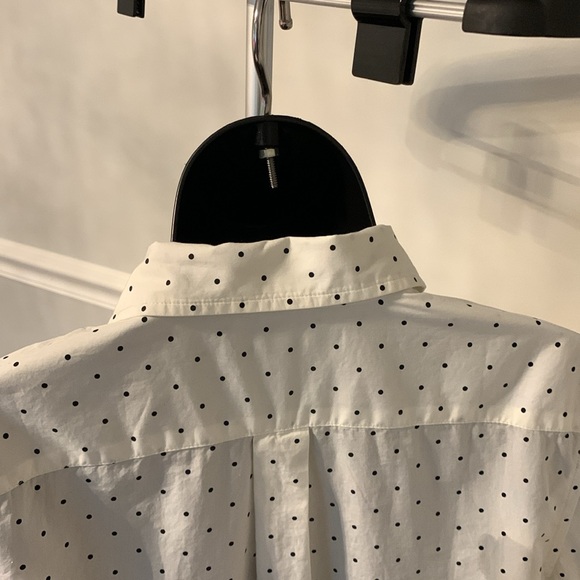 Banana Republic White & Black Polka Dot Button Down Shirt Size M NWT - Picture 6 of 13
